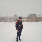  ,   Sergey, 25 ,   