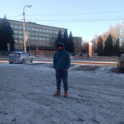   ,  Jony, 28