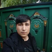  ,  Ruslan, 24