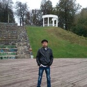  ,  Dilwodbek, 42