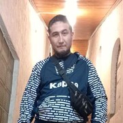  ,   Djoni, 33 ,   ,   