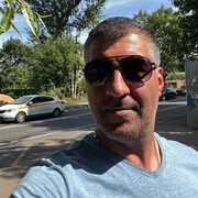  ,   Garik, 42 ,   ,   