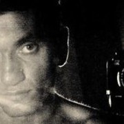  ,   Artur, 40 ,   ,   , c 