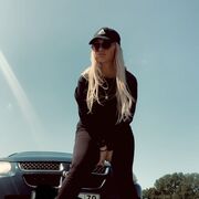  ,   Kristina, 40 ,   c 