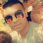  ,  Sergej, 29
