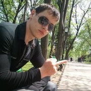  ,   Maksik, 33 ,   