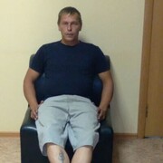  ,  Viktor, 34