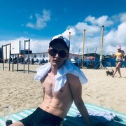  ,   Artem, 32 ,   ,   , c , 