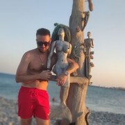  ,   Mihail, 39 ,   ,   