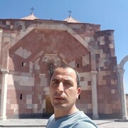  ,  Garik, 45