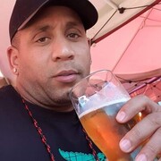  ,   Denys, 38 ,   ,   