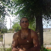  ,   Harut, 46 ,  