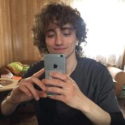  ,   Maxim, 24 ,   ,   , c 