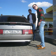  ,   Artem, 33 ,  