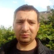  ,  Denis, 39