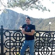  ,   Arman, 32 ,   ,   