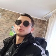  ,  Armen, 20