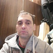  ,  Aivaras, 41