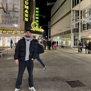  Leetza,  Alan, 33