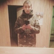  ,  Sergej, 32
