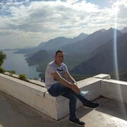  ,   Aliko, 33 ,   ,   