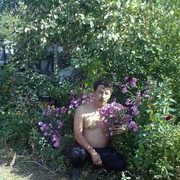  ,   Eduard, 47 ,   , 