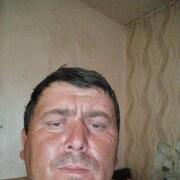  ,  Maksim, 38