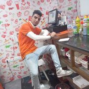  ,   Yassine, 28 ,   ,   