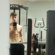  ,  Ianic, 18