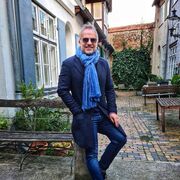  ,   Richard, 55 ,   ,   