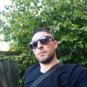  ,  Viktor, 38