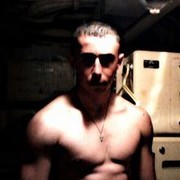  ,   Winston, 32 ,   