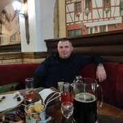  ,  Ruslan, 44