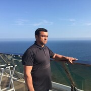  ,  Nik, 33
