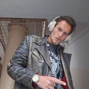  ,   Stefan, 25 ,   ,   