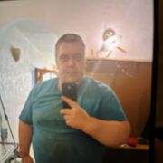  ,  Nik, 42