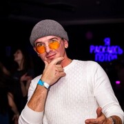   ,  Andrey, 29