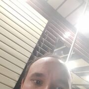  ,  Artur, 34