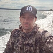  ,  Garry, 37