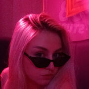  ,  Lina, 23