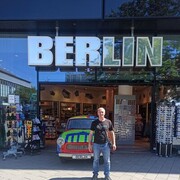  ,   David, 44 ,   ,   
