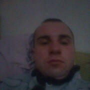  ,  Dima, 32