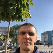  ,  Oleg, 45