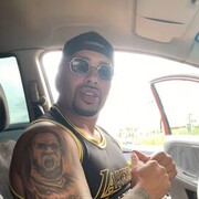   ,  Devid, 30