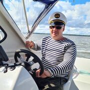  ,   Viktor, 55 ,   c 