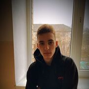  Wolow,  Artem, 19