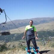  ,   Artur, 42 ,   ,   , c 
