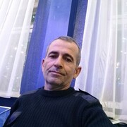  ,  Rafik, 46