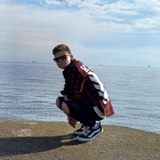  ,   Artem, 25 ,   