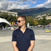  ,  Evgeniy, 33